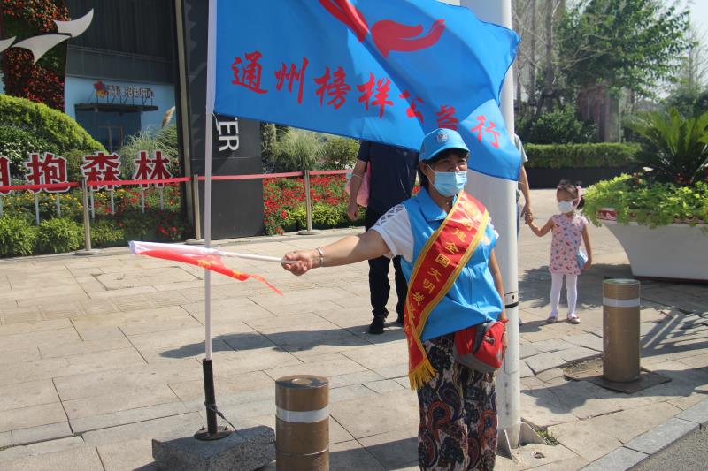 <strong>亚洲精选污视频操到爽摸b</strong>